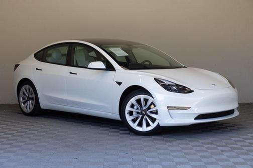 2023 Tesla Model 3 Base