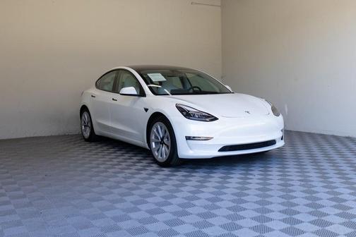 2023 Tesla Model 3 Base