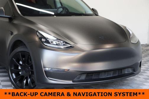 Black 2025 Tesla Model Y Long Range
