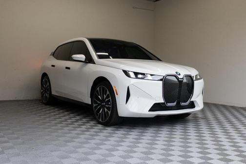 2026 BMW iX xDrive45