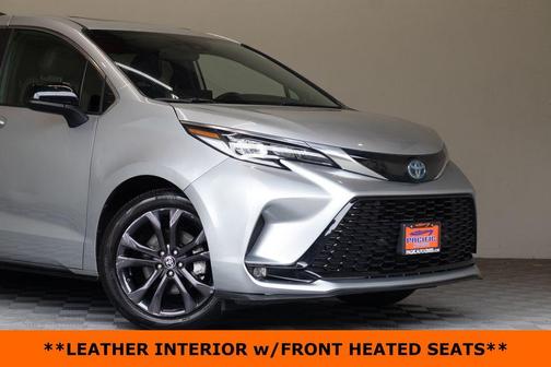 Celestial Silver Metallic 2022 Toyota Sienna XSE 7 Passenger
