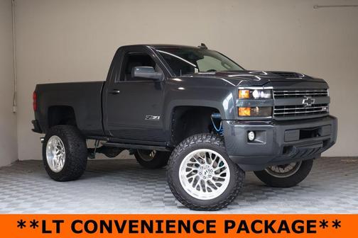 Graphite Metallic 2017 Chevrolet Silverado 1500 LT