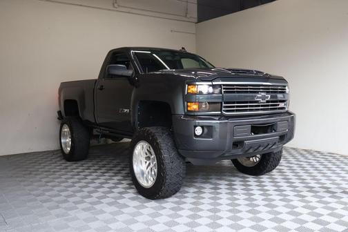 Graphite Metallic 2017 Chevrolet Silverado 1500 LT