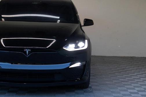 2023 Tesla Model X Plaid