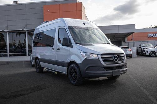 2021 Mercedes-Benz Sprinter 2500 144 WB Standard Roof Passenger