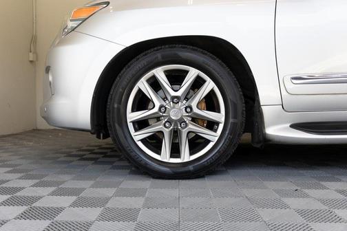 2014 Lexus LX 570 Base