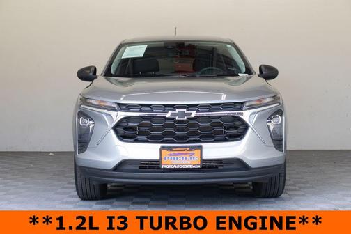 Sterling Gray Metallic 2024 Chevrolet Trax LS