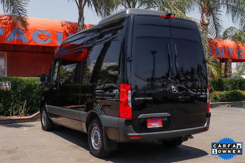 2024 Mercedes-Benz Sprinter 2500 144 WB Standard Roof Passenger