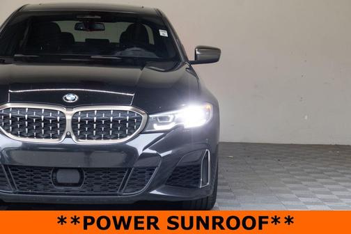 Black Sapphire Metallic 2020 BMW M340 i