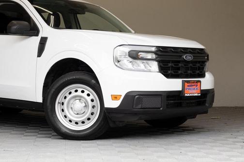 2023 Ford Maverick XL