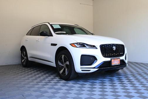Ostuni Pearl White 2024 Jaguar F-PACE P250 R-Dynamic S