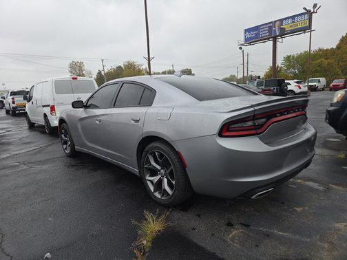 2017 Dodge Charger SXT