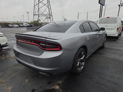 2017 Dodge Charger SXT