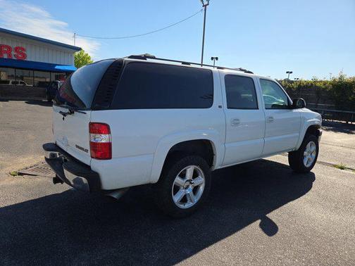 Summit White 2005 Chevrolet Suburban 1500 LT
