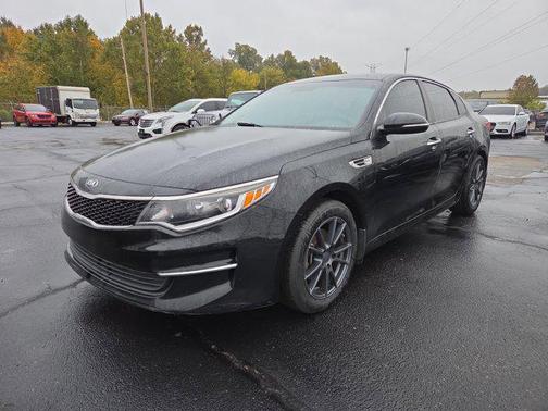 2018 Kia Optima LX