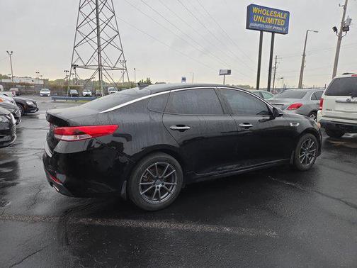 2018 Kia Optima LX
