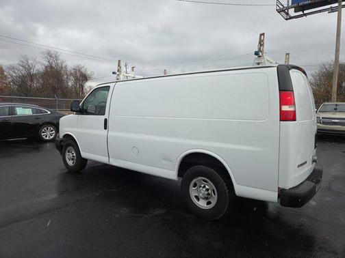2017 Chevrolet Express 2500 Work Van
