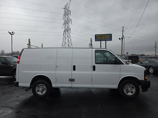 2017 Chevrolet Express 2500 Work Van