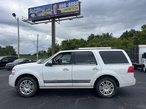 2014 Lincoln Navigator Base