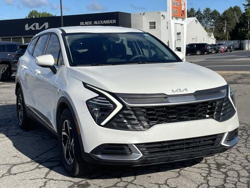 2024 Kia Sportage LX