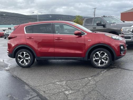 2022 Kia Sportage LX