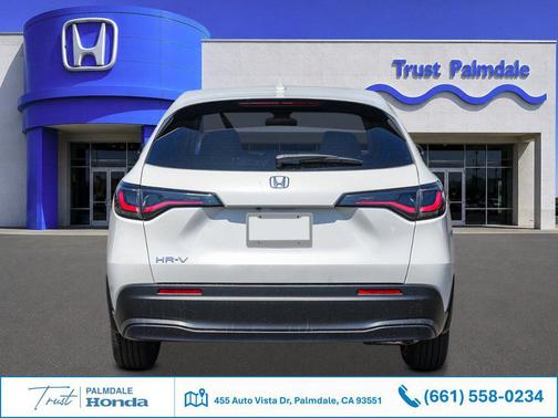 Platinum White Pearl 2027 Honda HR-V LX