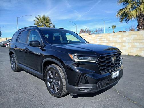 2023 Honda Pilot 2WD Sport