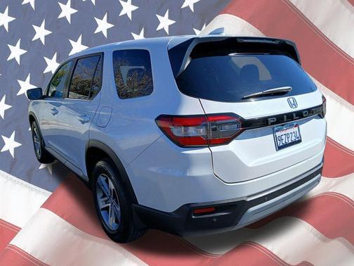 2023 Honda Pilot 2WD EX-L 8 Passenger