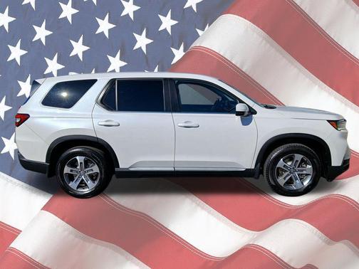 2023 Honda Pilot 2WD EX-L 8 Passenger