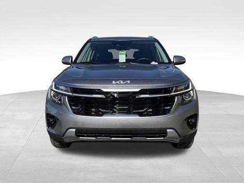 Steel Gray 2025 Kia Seltos EX