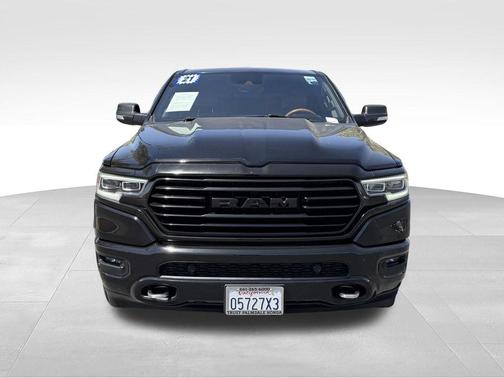 Diamond Black Crystal Pearlcoat 2021 RAM 1500 Longhorn