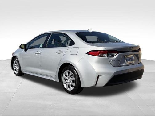 Classic Silver Metallic 2023 Toyota Corolla LE