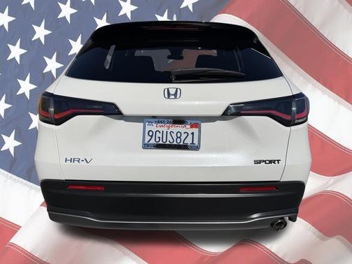 Platinum White Pearl 2024 Honda HR-V Sport