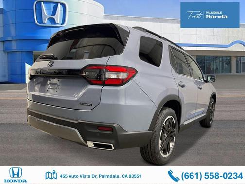 Sonic Gray Pearl 2026 Honda Pilot Touring 8-Passenger