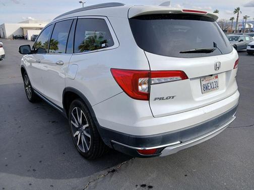 2021 Honda Pilot Touring 8-Passenger