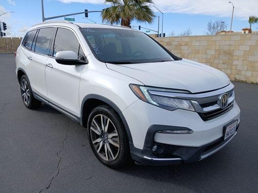 2021 Honda Pilot Touring 8-Passenger
