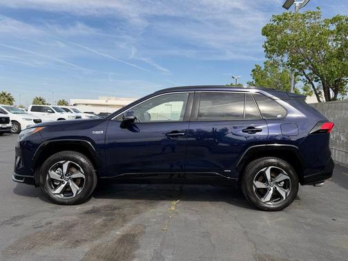 Blueprint 2023 Toyota RAV4 Prime SE
