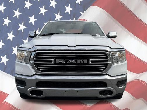 Bright White Clearcoat 2024 RAM 1500 Laramie