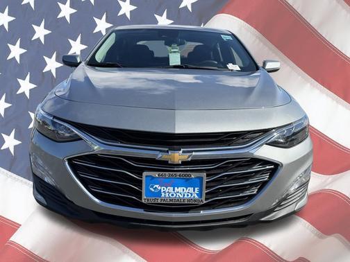 Sterling Gray Metallic 2024 Chevrolet Malibu FWD 1LT