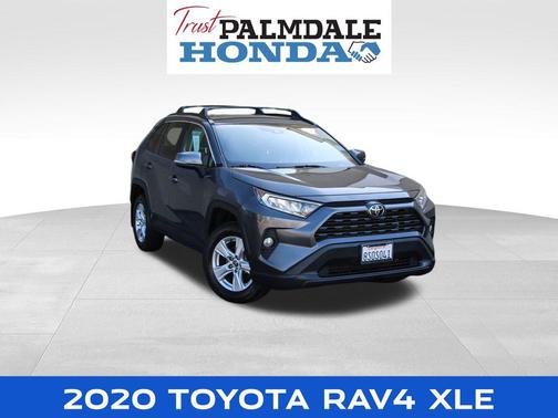 2020 Toyota RAV4 XLE