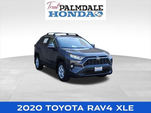 2020 Toyota RAV4 XLE