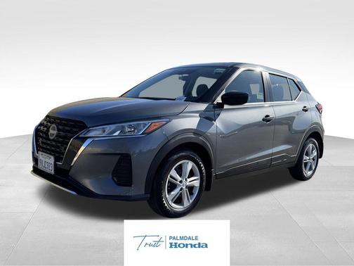 Gun Metallic 2025 Nissan Kicks S