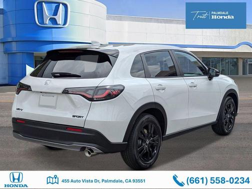 Platinum White Pearl 2027 Honda HR-V Sport