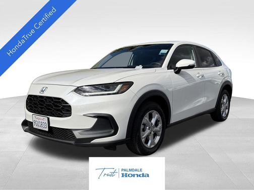 Platinum White Pearl 2024 Honda HR-V LX