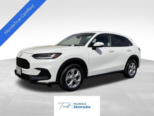 Platinum White Pearl 2024 Honda HR-V LX
