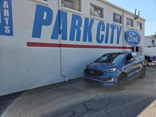 2019 Ford Edge ST