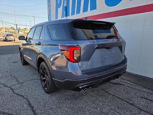 2021 Ford Explorer ST