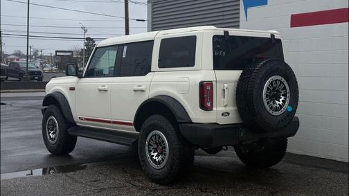 Wimbledon White 2026 Ford Bronco Outer Banks