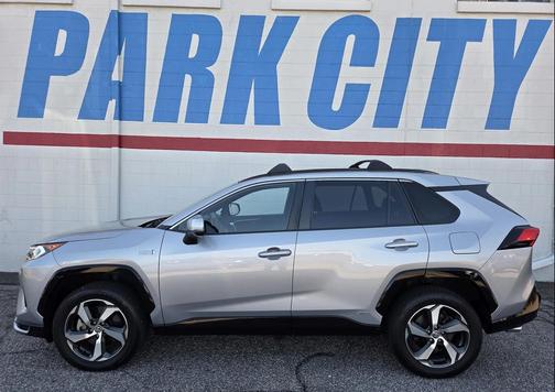 2021 Toyota RAV4 Prime SE