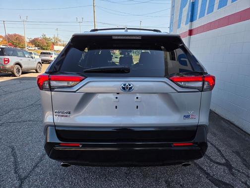 2021 Toyota RAV4 Prime SE